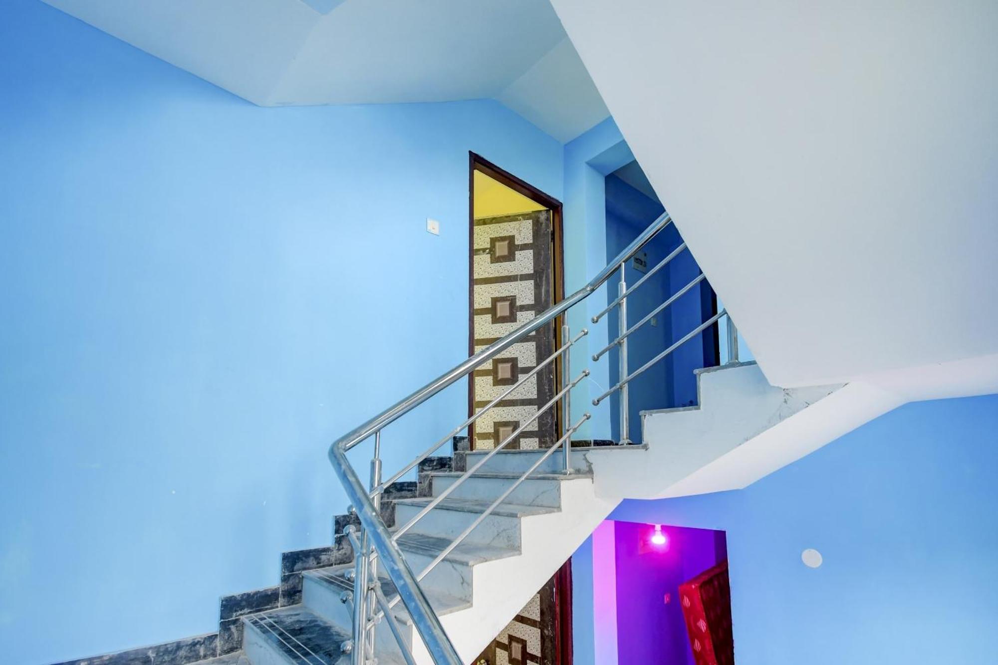 Super Hotel O 4 Friends Kolkata Ngoại thất bức ảnh